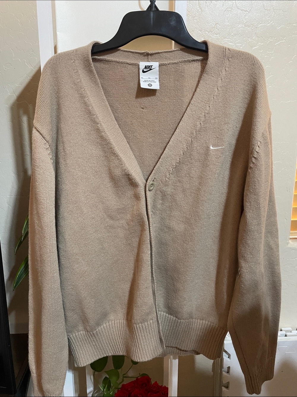 Nike Women's Tan V-Neck Button Cardigan Sweater